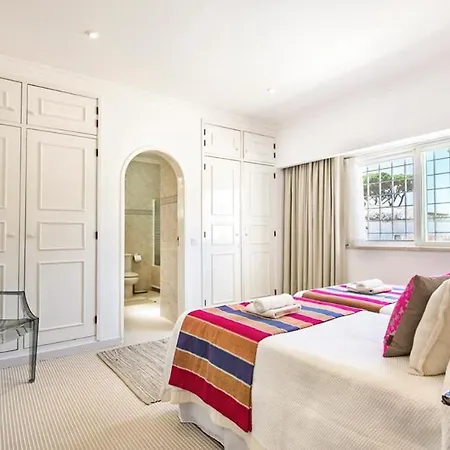 Sleeps 8 With Pool Air Con And Wifi فالي دو لوبو
