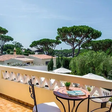 Sleeps 8 With Pool Air Con And Wifi * Vale do Lobo