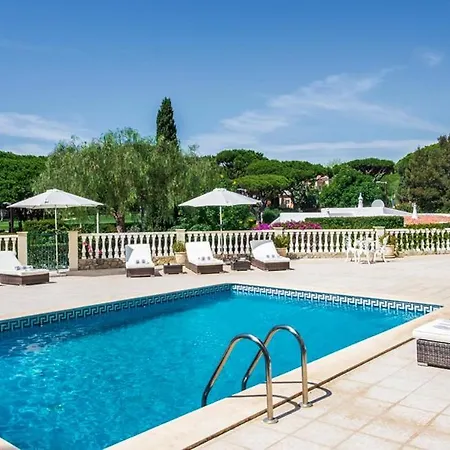 Sleeps 8 With Pool Air Con And Wifi Villa Vale do Lobo